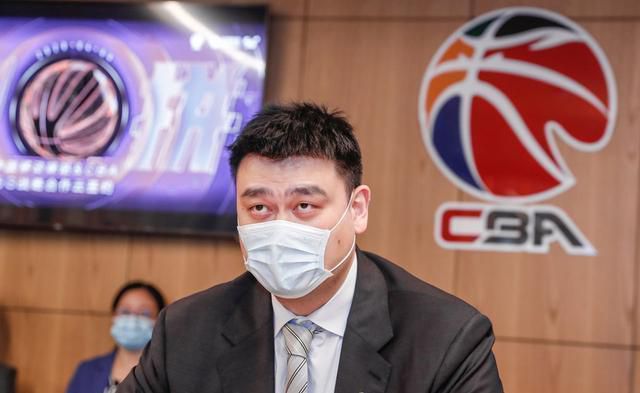 捆绑c黑袜军警gay视频