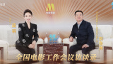 拥抱的男人